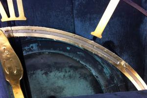 Ziffernblatt-Vergoldung einer Kirchturmuhr 3